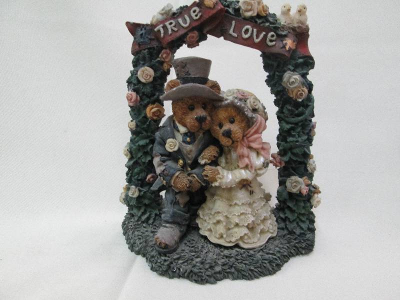 Boyds Bear True Love Wedding figu...