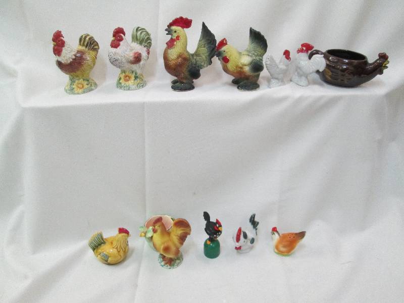 Set of 12 Rooster figurines 2-5 inc...