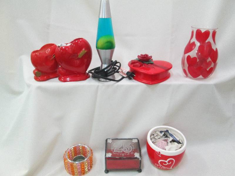 Valentines Day, 2 med vasesplante...