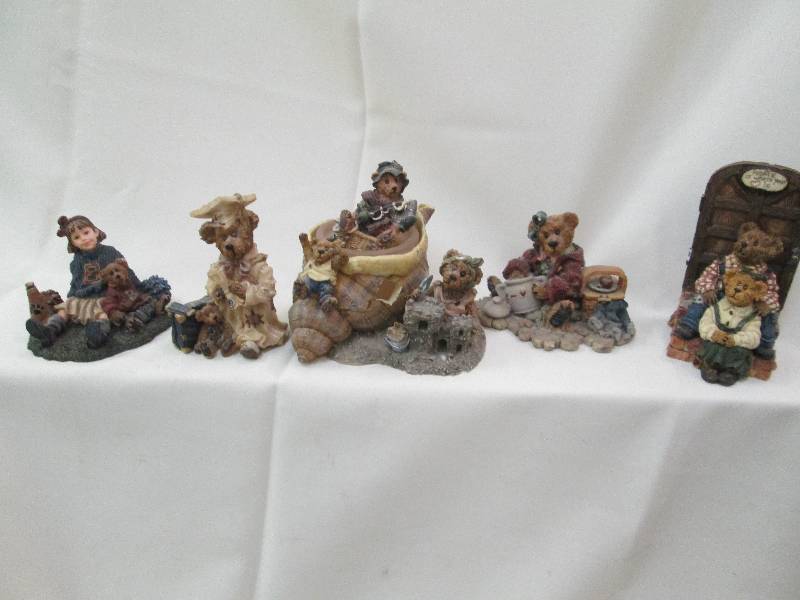 Set of 5 Boyds Bears Figurines Th...