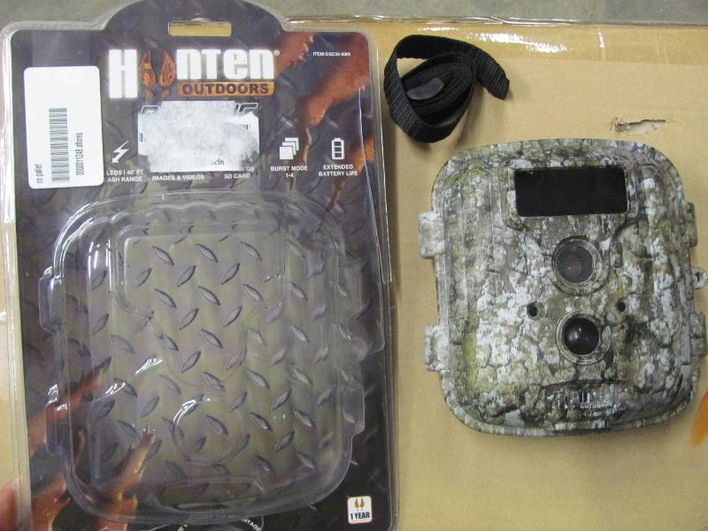lot 15 image: Game Cams