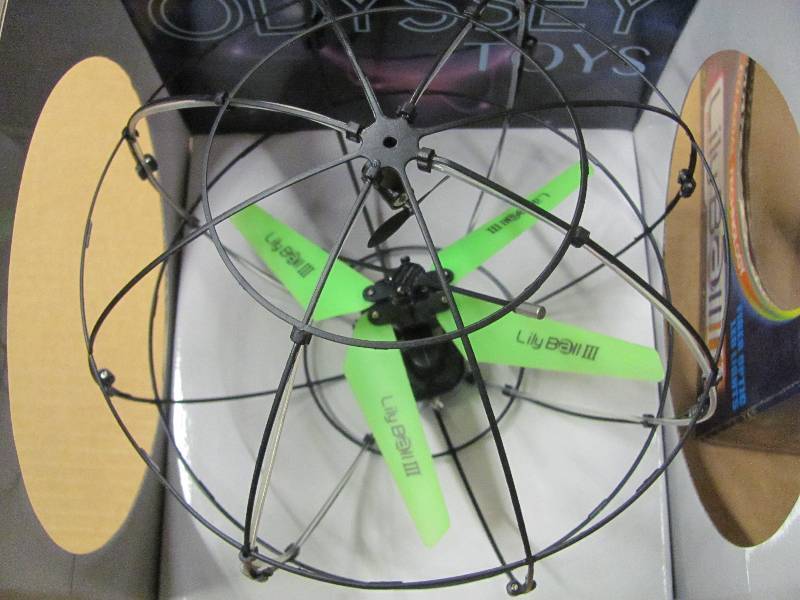 lot 37 image: Remote Control Toys
