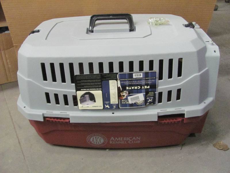 lot 56 image: Pet Accessories