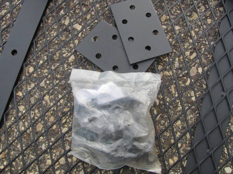 lot 75 image: Auto Accessories