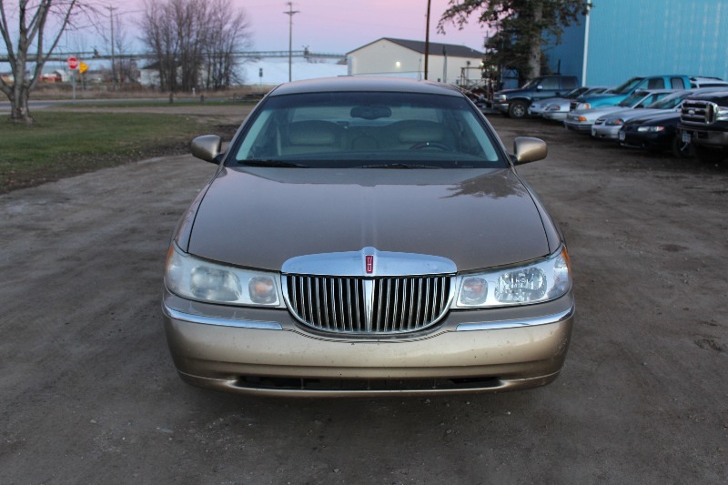 1998 Lincoln Town Car Executive Series -Low Miles, Rust Free Florida Car-