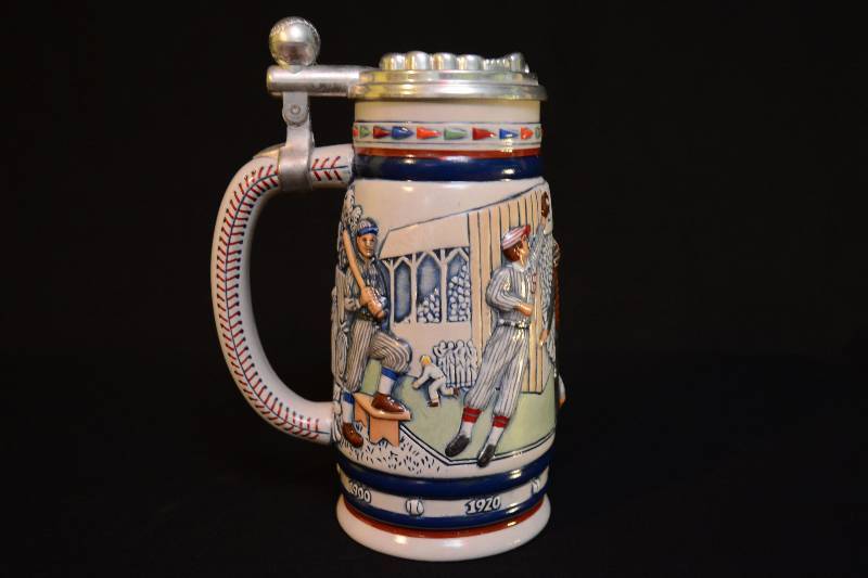 lot 9 image: Stein - Ceramarte for Avon Baseball Scene #174561