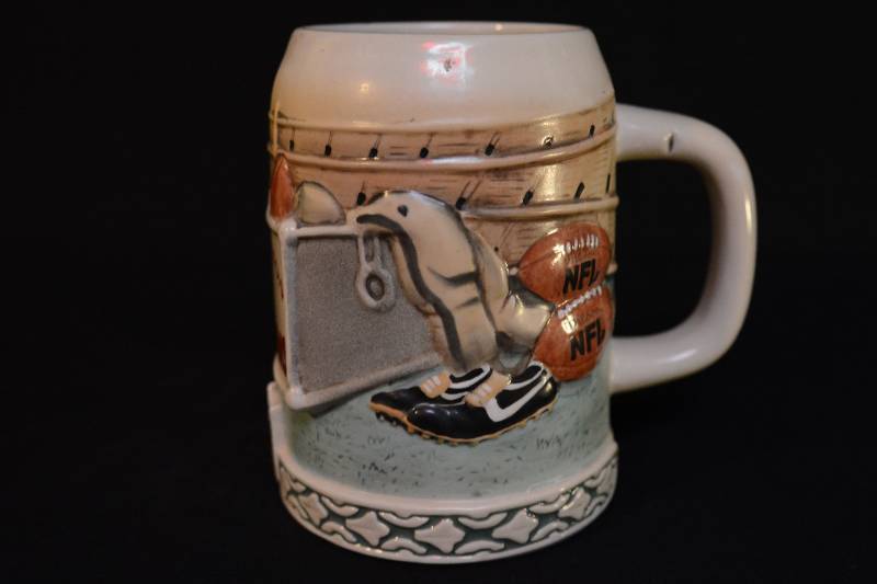 lot 13 image: Stein - Redskins Collectible #7245