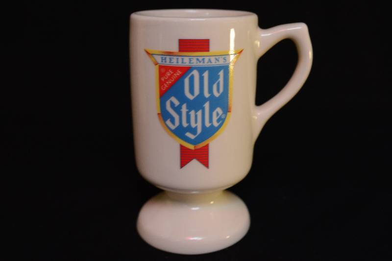 lot 43 image: Mug - Old Style Pure Genuine
