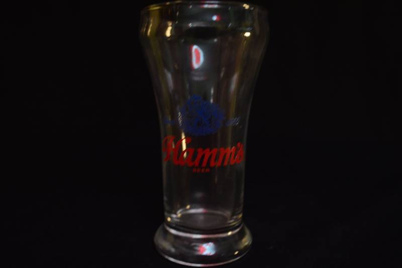 lot 49 image: Beer Glass - Hamms