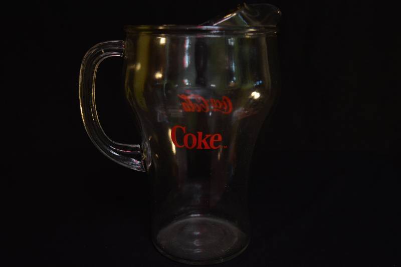 lot 50 image: Pitcher - Coca-Cola