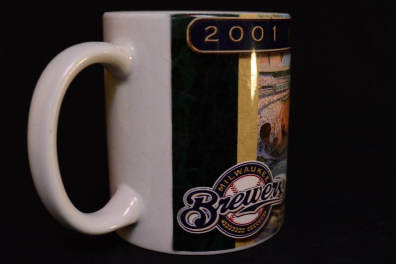 lot 64 image: Mug - Milwaukee Brewers