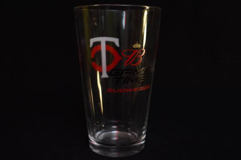 lot 65 image: Beer Glass - Budweiser TC Game Time