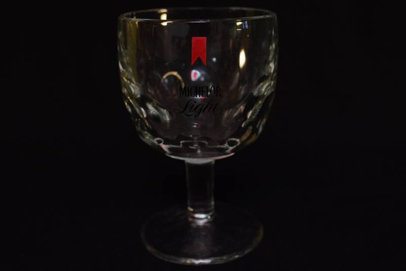lot 85 image: Goblet - Michelob Light