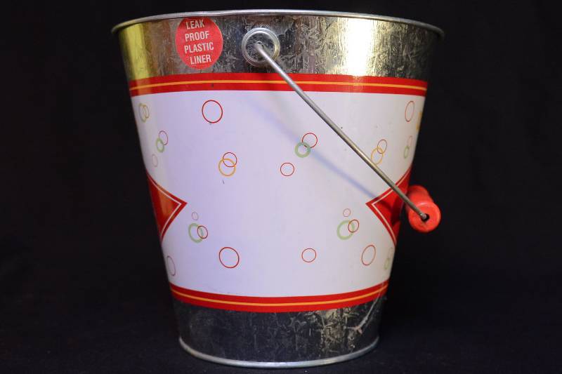 lot 109 image: Ice Bucket - Medium Coca-Cola