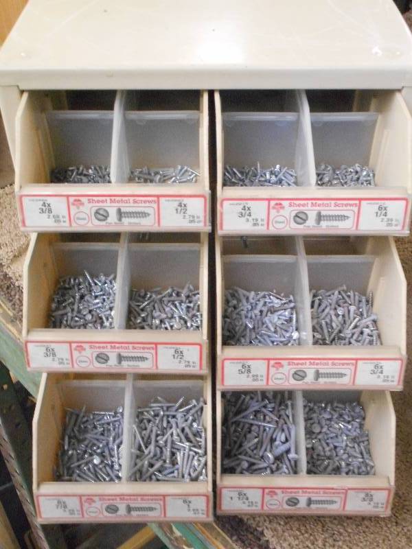 lot 40 image: Industrial Parts Bin Containing Mis...