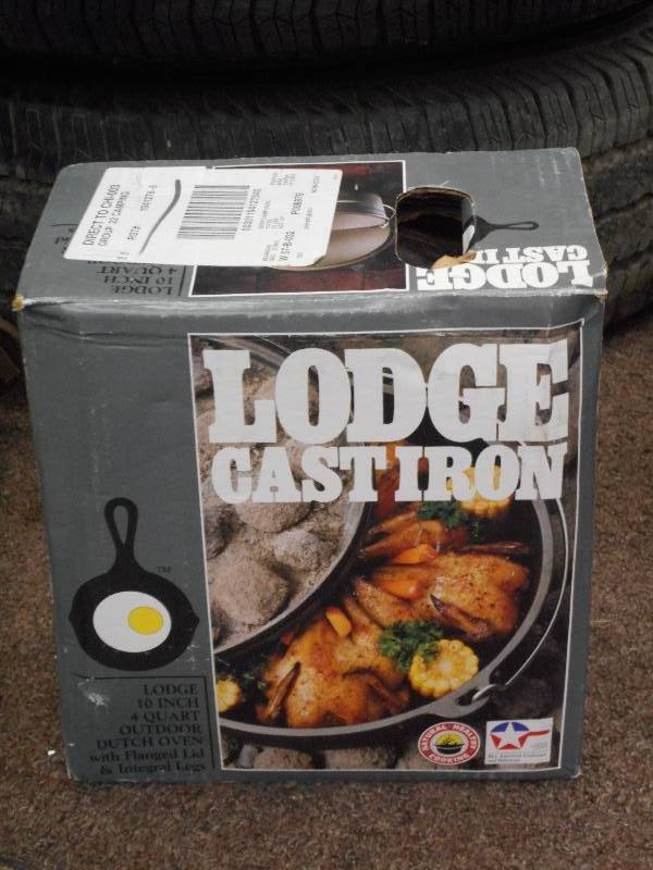 lot 83 image: Lodge Cast Iron 10 4-Qt Skillet ...