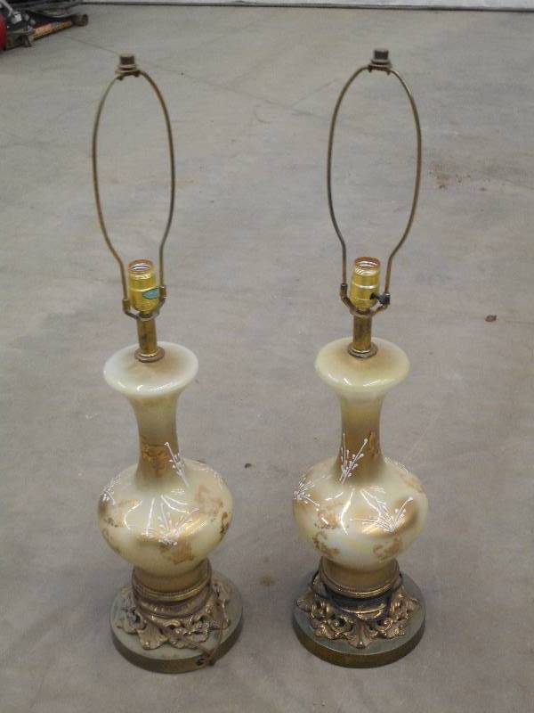 lot 102 image: (2) Detailed Glass Globe Table Lamp...