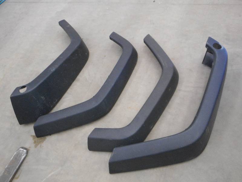 lot 103 image: Lawn Funnel Plastic Bag Filler For ...