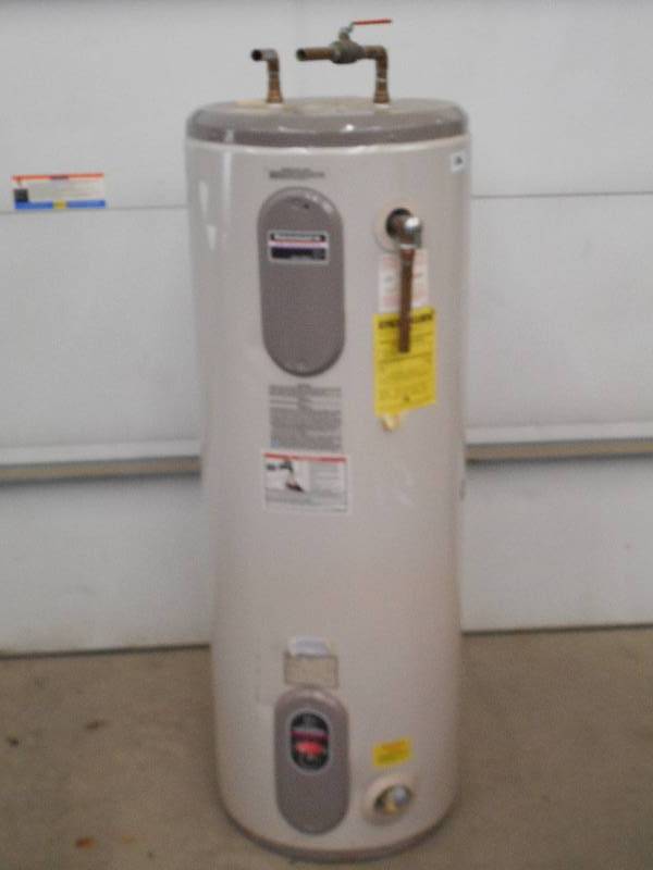 lot 106 image: Kenmore PowerMiser 10 Hot Water He...