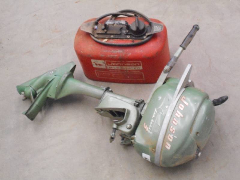 lot 109 image: Johnson 3HP Outboard Motor With Fue...