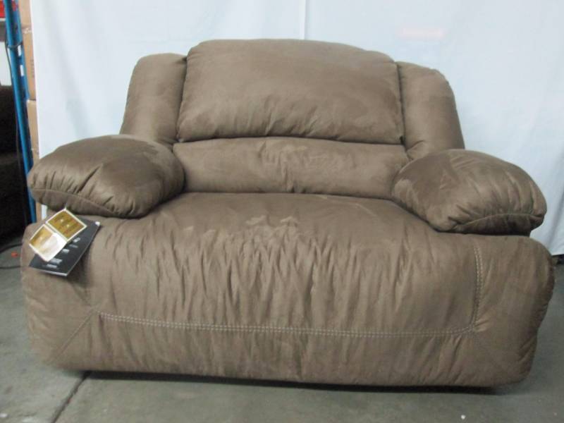 Ashley Wide Zero Wall Recliner