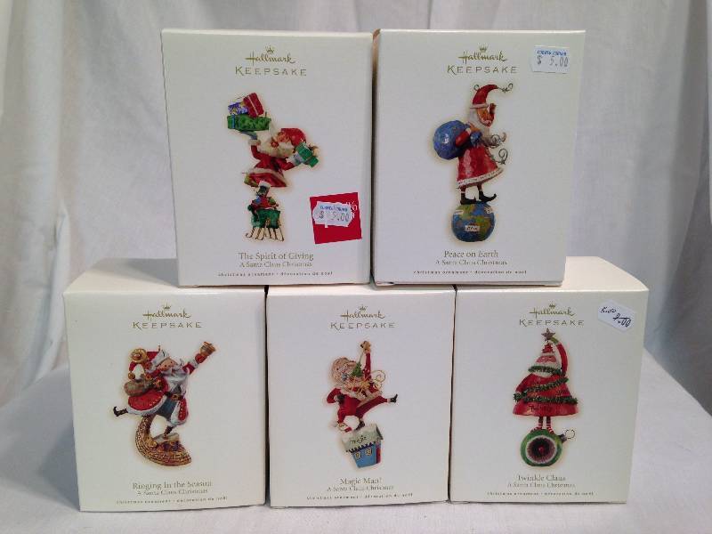 Hallmark A Santa Claus Christmas Set Ornaments