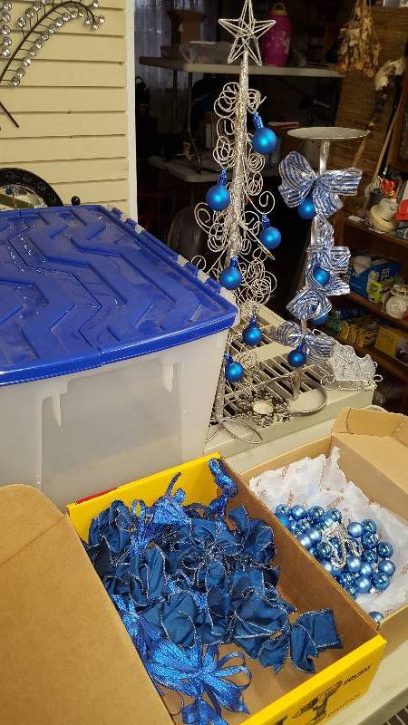 lot 48 image: Lot Of Blue & Silver Holiday Decor Includes Tote