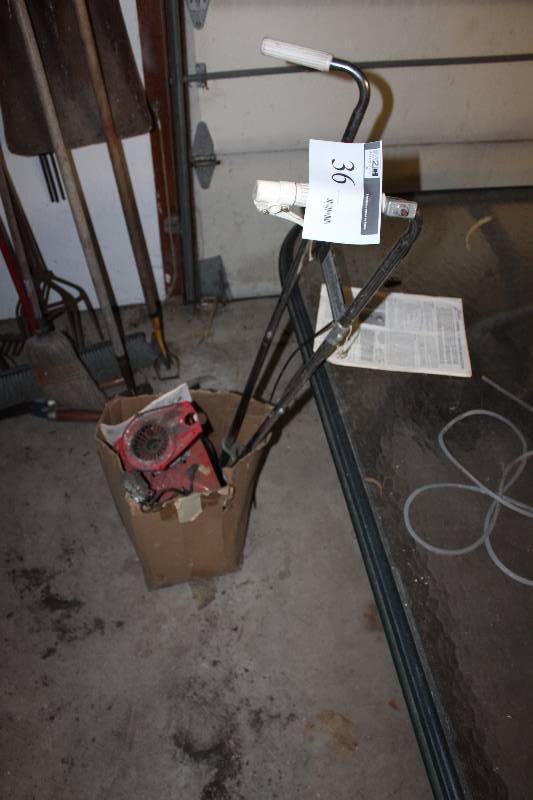 lot 36 image: Mantis-20 Tiller Cultivator