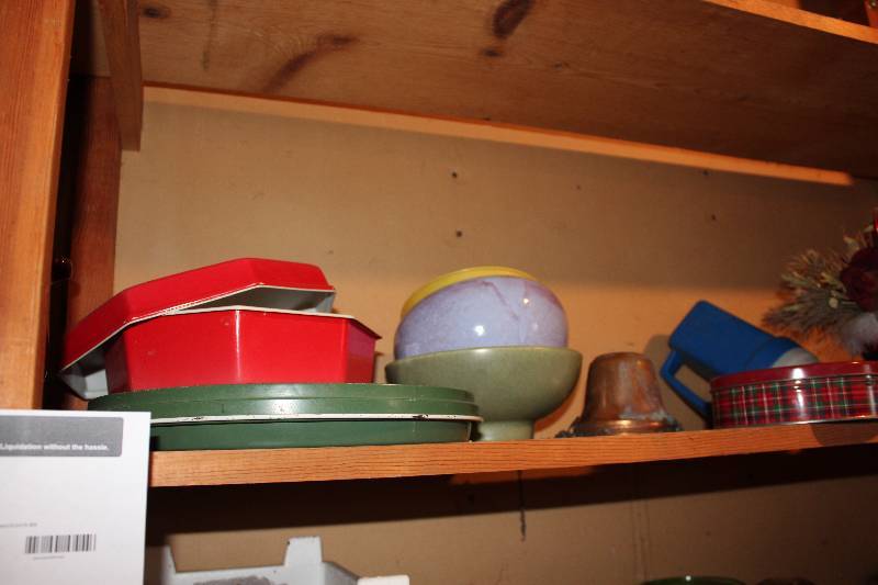 lot 56 image: Shelf Lot includes a canning pot, Christmas tin, various books and more