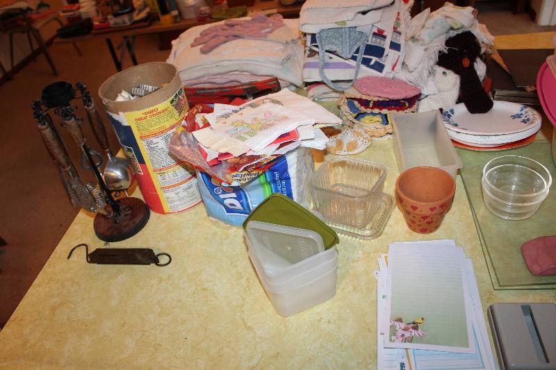 lot 88 image: Counter Top Lot includes silverware, mixing bowls, crockpot, Mason jars and more