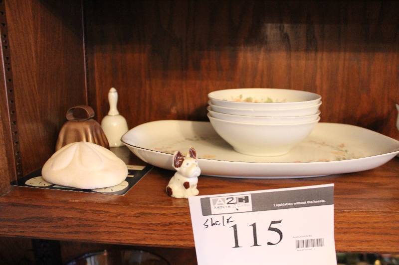 lot 115 image: Shelf Lot includes coffee cups and knick knacks