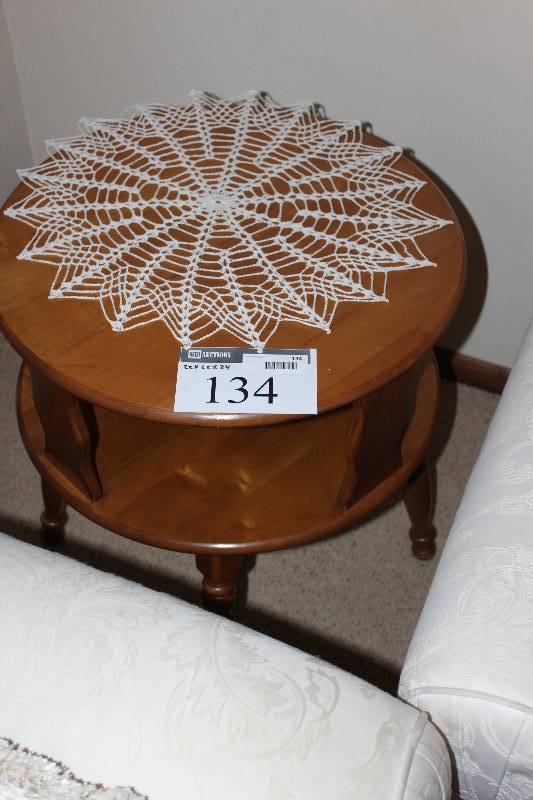 lot 134 image: Circular Wooden End Table, 22x 24