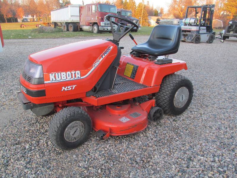 Kubota lawn tractor