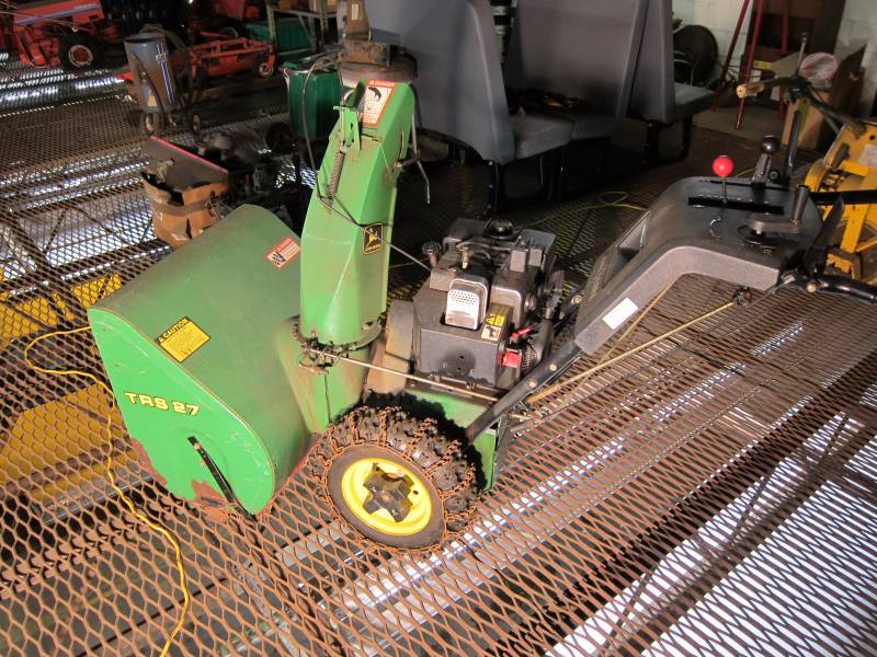 John Deere Snow Blower