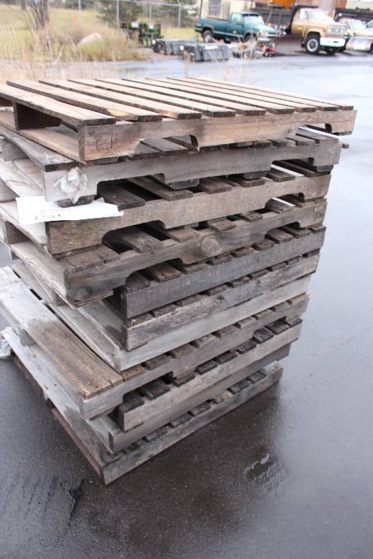 Lot of (11) Wood Pallets