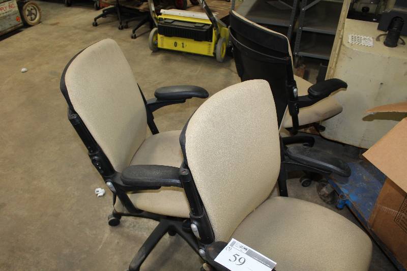 Lot of (3) office rolling chairs
