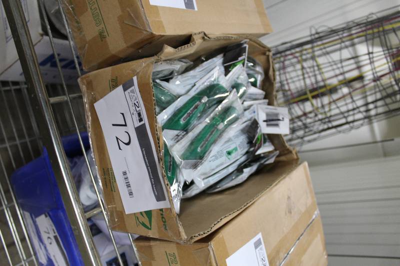 Lot of (72) Box Cutters Model # S4R