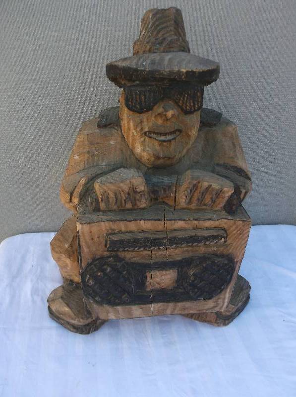 Chain Saw Carving