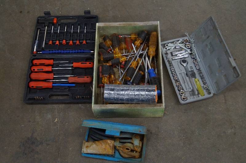 Large Lot Screwdrivers