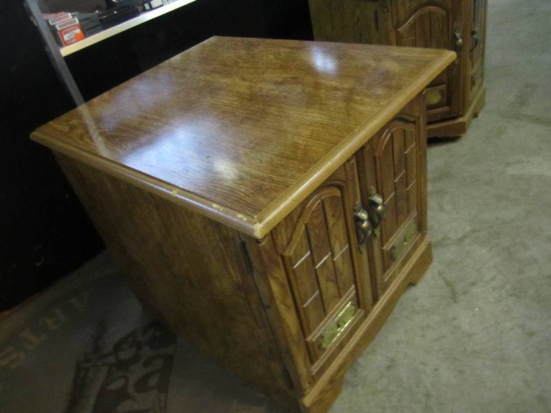Vintage lamp table, 24 x 19   19 t...