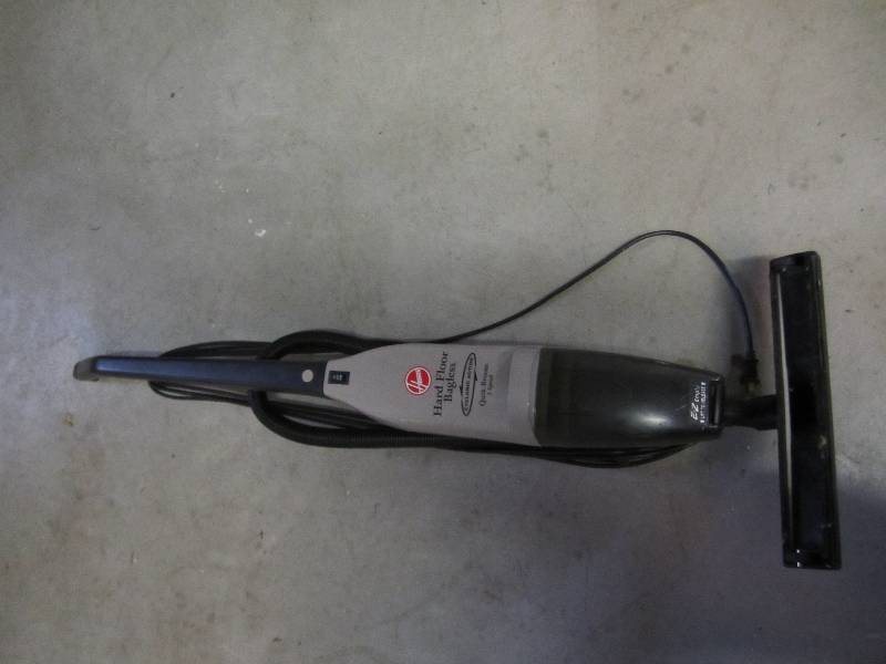 Hoover hard floor bagless vacuum...