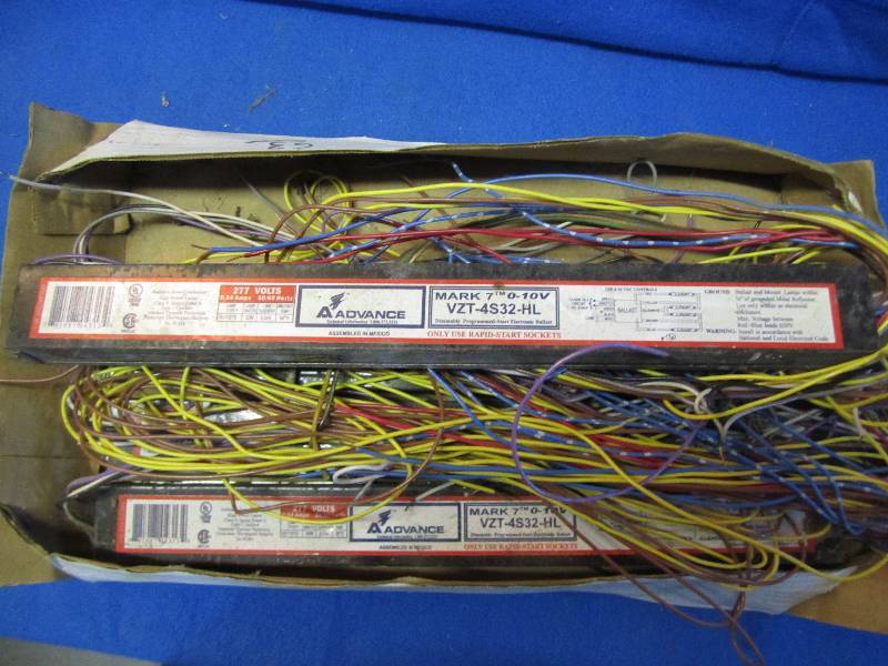 lot of 5 electrical ballasts 277 vo...