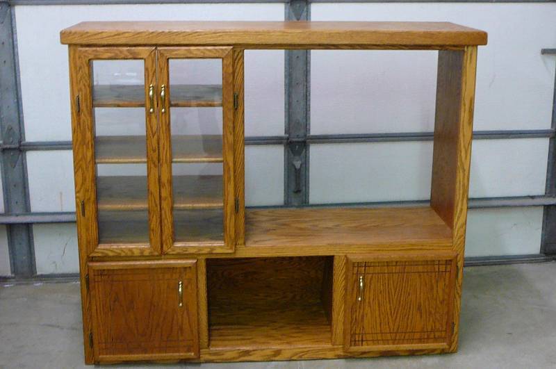 Oak Entertainer Stand with glass doors size 53 Wide X 18 Deep X 46 High