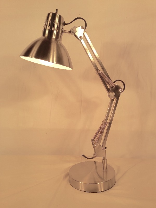 lot 13 image: Classic Sliver Metal Adjustable Desk Lamp (excellent condition)