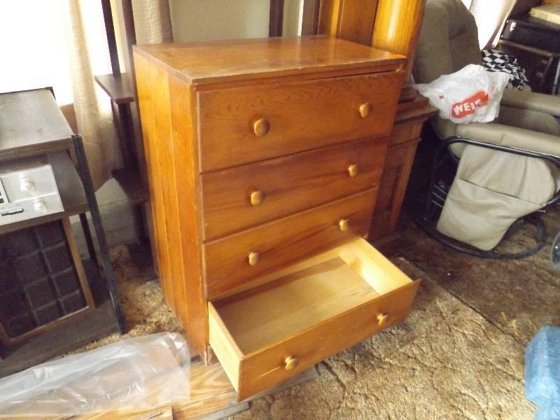 Dresser