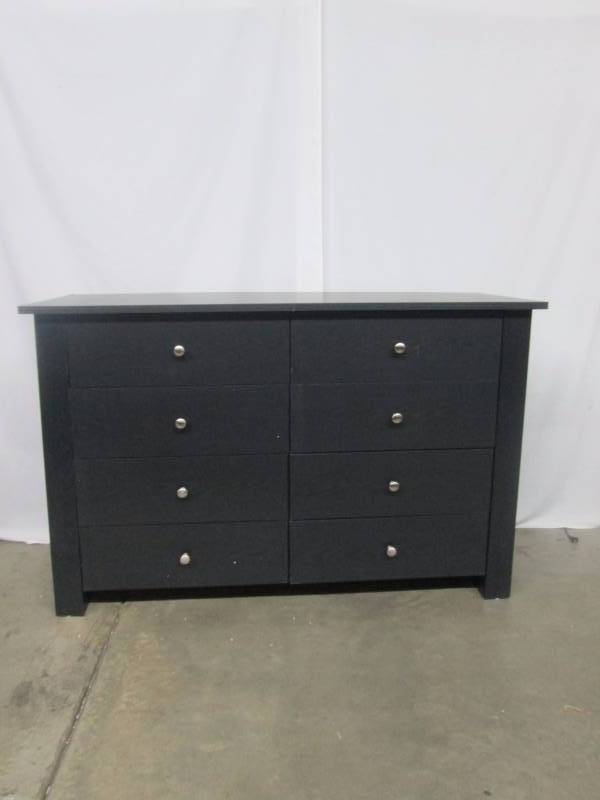 Alcove 8-Drawer Dresser - Black