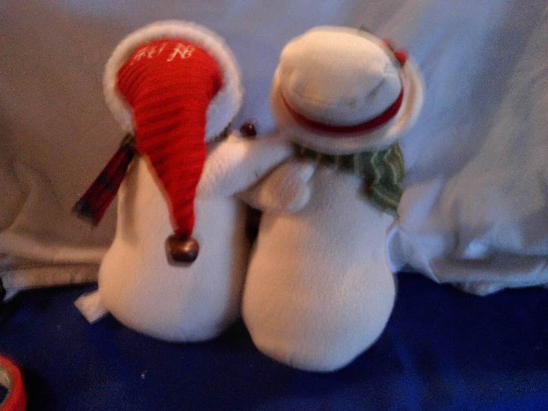 noel stuffed snowmen