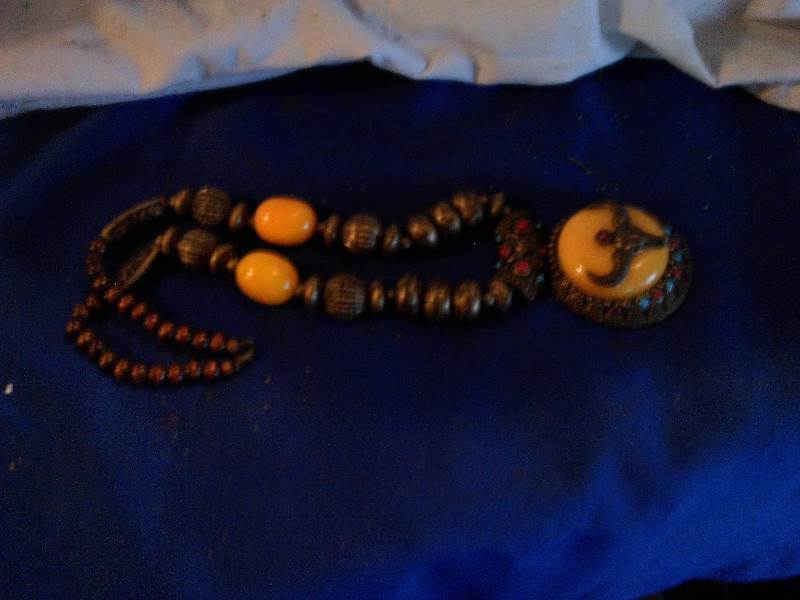 vintage knecklace