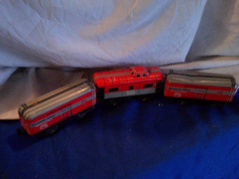 set of 3 vintage metal train cars