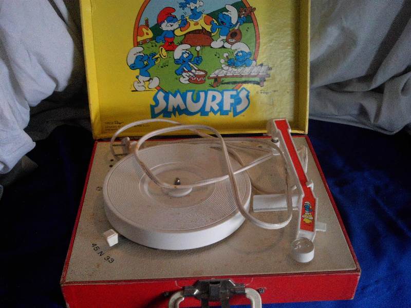 vintage smurf record player